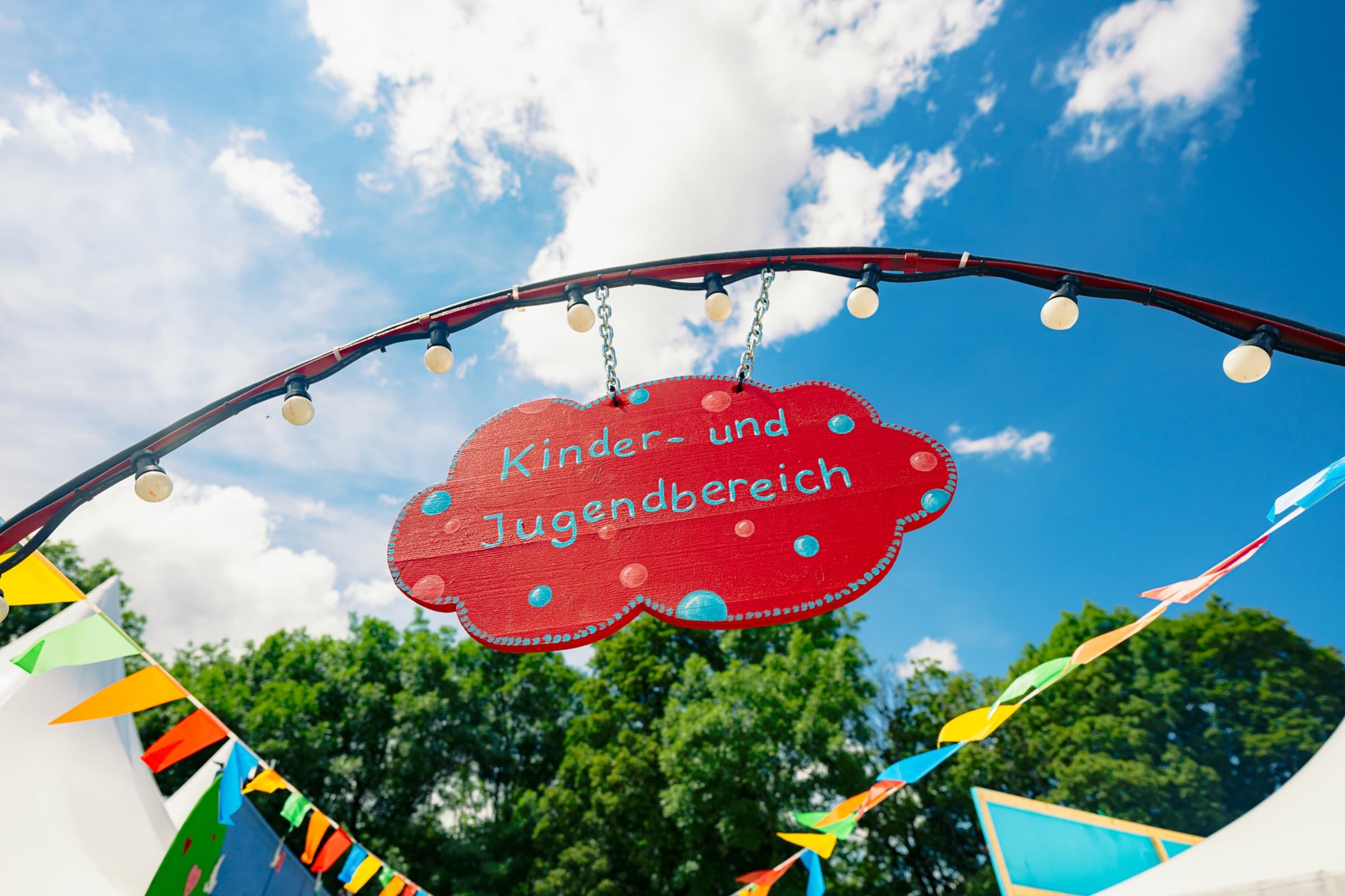 Mini-Tipps im Juli: Kreativzeit auf dem Tollwood Sommerfestival // HIMBEER