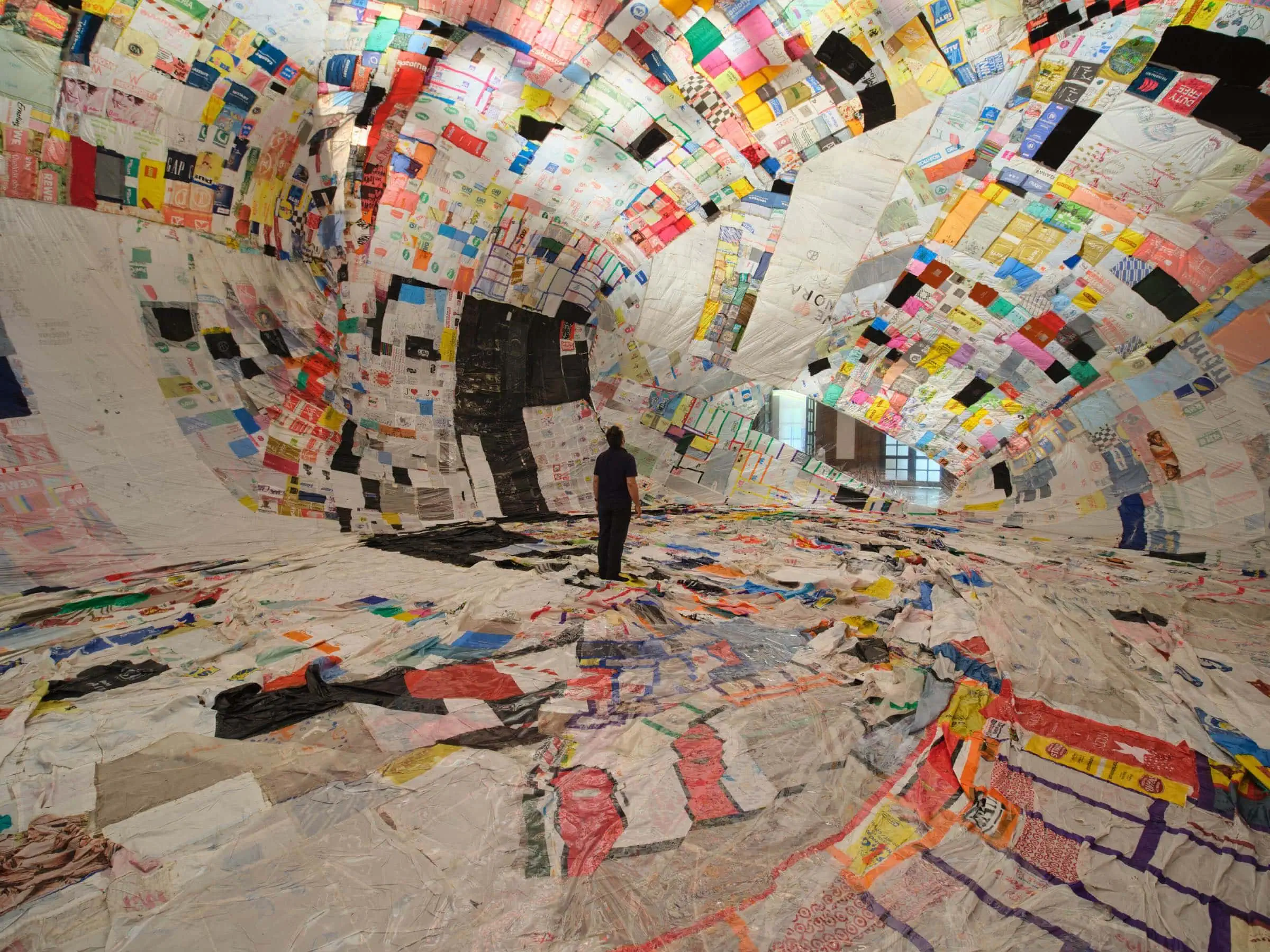Mini-Tipps im August: Baby hört mit im Haus der Kunst // HIMBEER