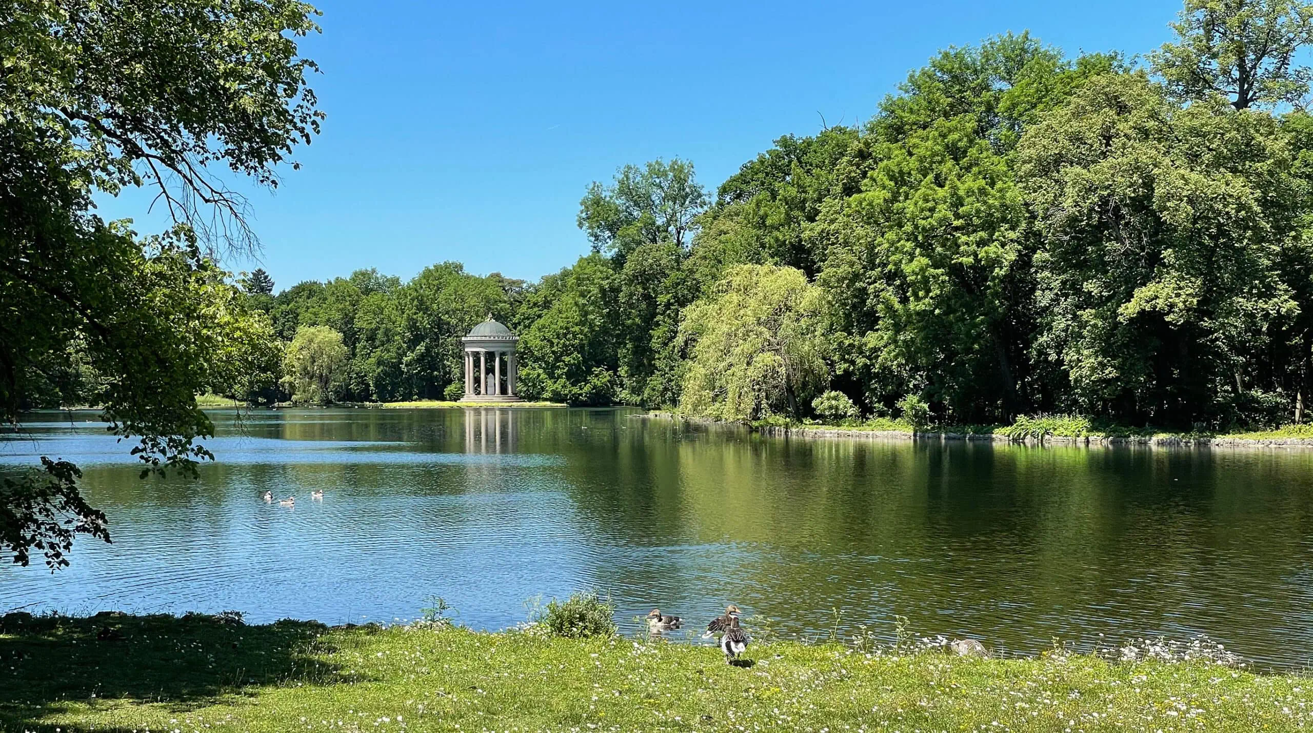 Badenburger See, Schlosspark Nymphenburg – Tipps für die dritte Sommerferienwoche KW 34 // HIMBEER