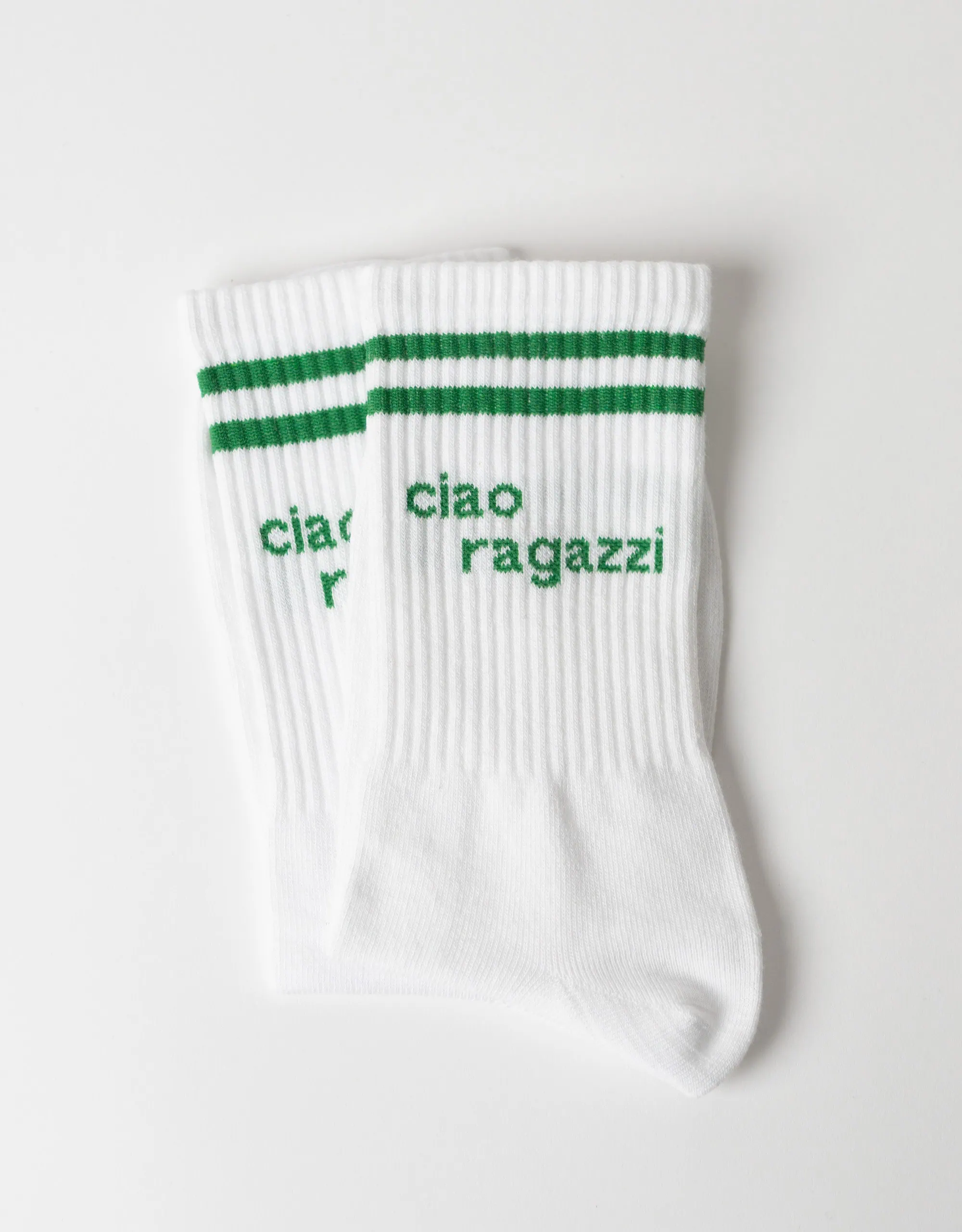 Vorbestellung mit Verlosung – Vorfreude auf MÜNCHEN MIT KIND 2027: Statement-Socken von arrel